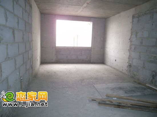 心海假日寬敞的臥室