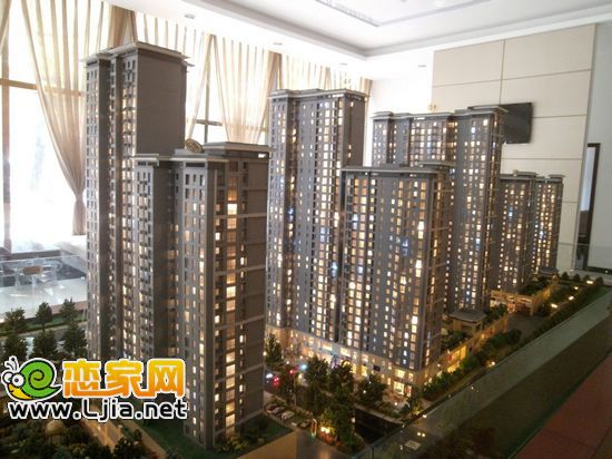 恒隆金豪庭沙盤規(guī)劃錯落有致的外觀