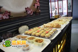 趙都華府內(nèi)準(zhǔn)備的甜點(diǎn)