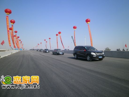 北環(huán)立交橋通車