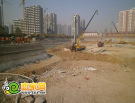金色漫城項(xiàng)目工地