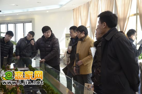 戀家網(wǎng)大眾評審團在恒隆金豪庭項目