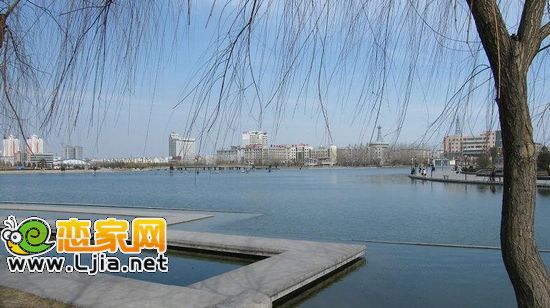 龍湖公園