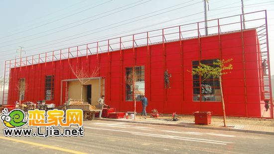 圣水湖畔在建的新售樓部進度