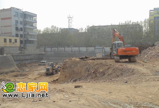 中和商廈工程進度（2013.04.23）