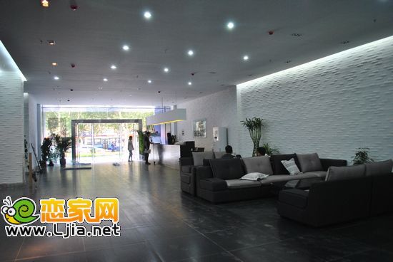 慧谷售樓部前臺接待和接待區(qū)