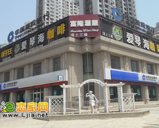 楓丹白露一角
