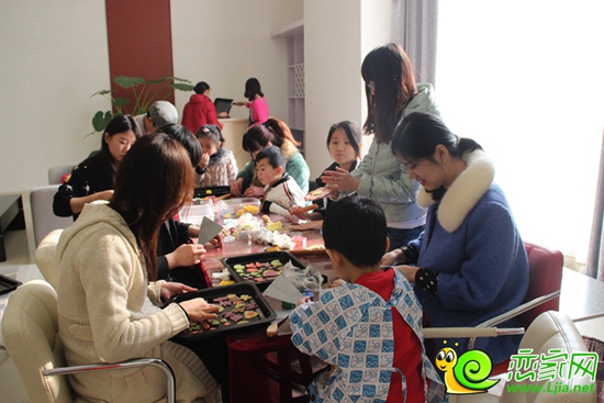 金世紀(jì)花園餅干DIY活動(dòng)現(xiàn)場(chǎng)