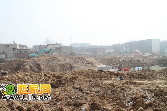 和平新世界廣場(chǎng)施工現(xiàn)場(chǎng)
