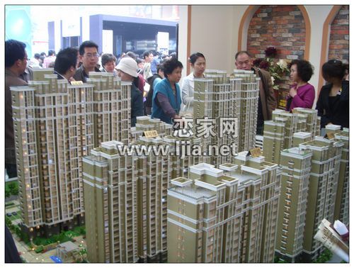 龍旺名城五一房展現(xiàn)場
