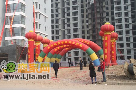 萬浩楓景今日起開始交房