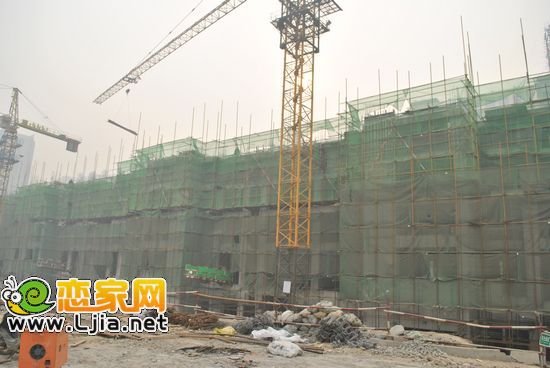 現(xiàn)代頤和佳苑出地面3層