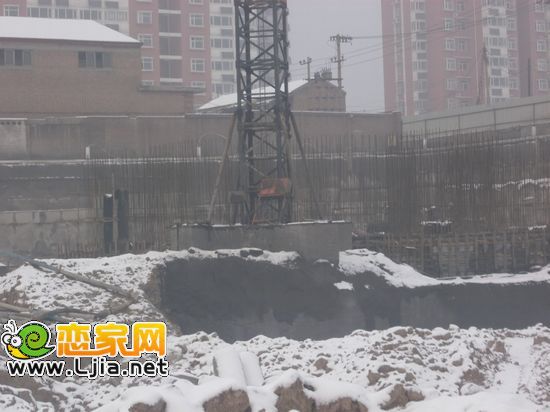 金色漫城3#樓在做地下