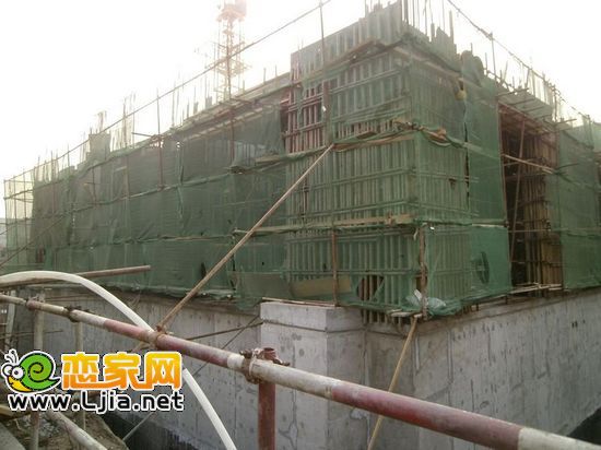 義烏小商品批發(fā)城出地面1層
