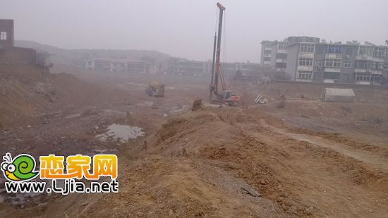 華都嘉苑工地實景