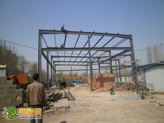金色漫城新售樓部正在籌建