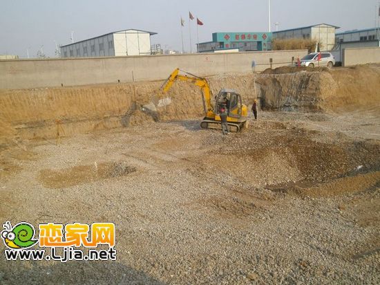 趙都華府正在籌建樓座工地實景
