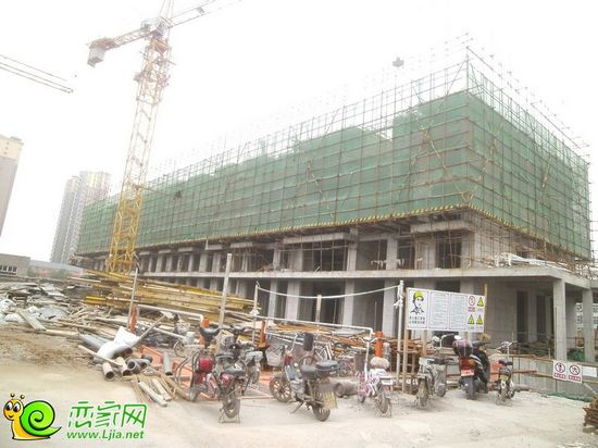寶利大廈住宅樓出地面5層