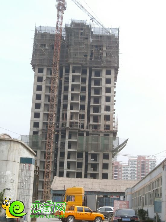 金色漫城5#樓工地實(shí)景