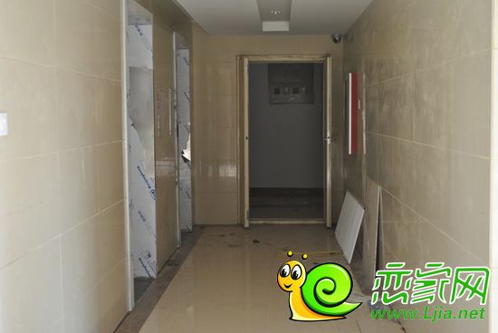 小區(qū)內(nèi)部樓道