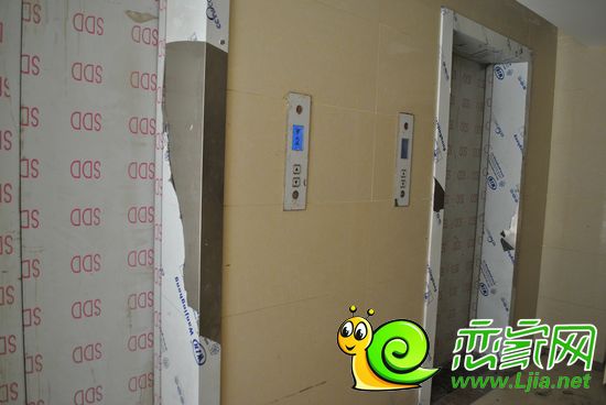 小區(qū)電梯已投入使用