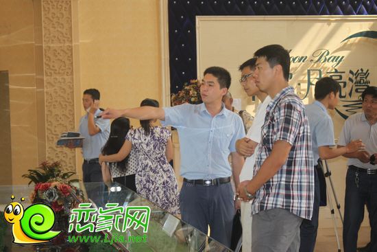 客戶咨詢現(xiàn)場(chǎng)