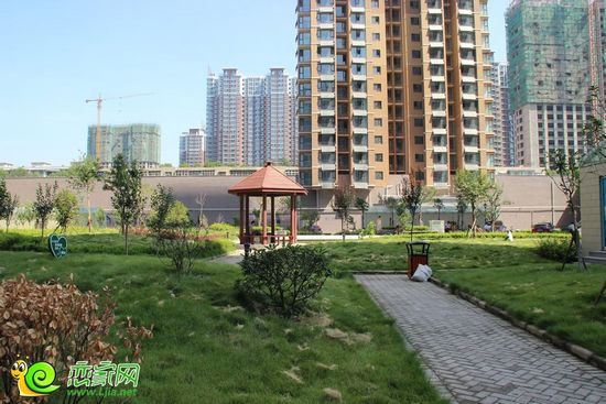 金世紀新城小區(qū)實景