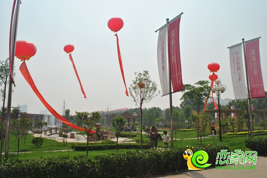 錦繡江南售樓部門口景觀