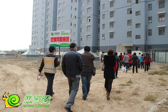 走進(jìn)瑞德苑小區(qū)