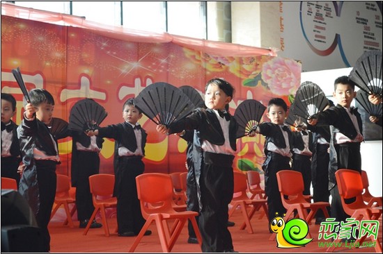 舞蹈：“青花瓷”