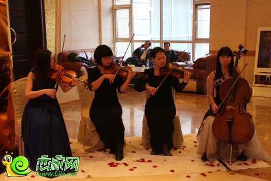 小提琴演奏