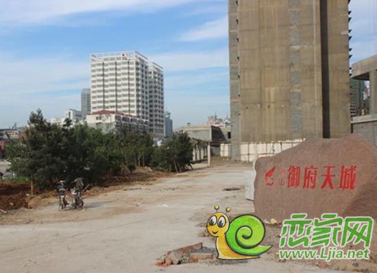 沿河綠化
