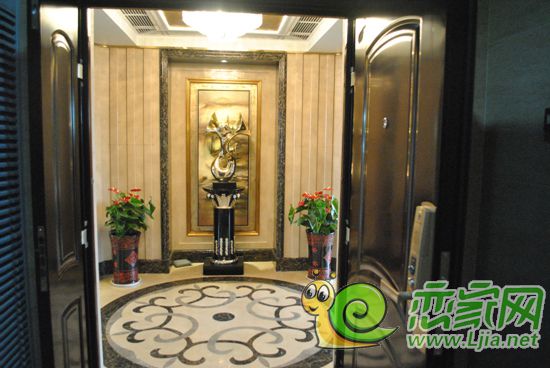 243㎡戶型入口玄關(guān)處