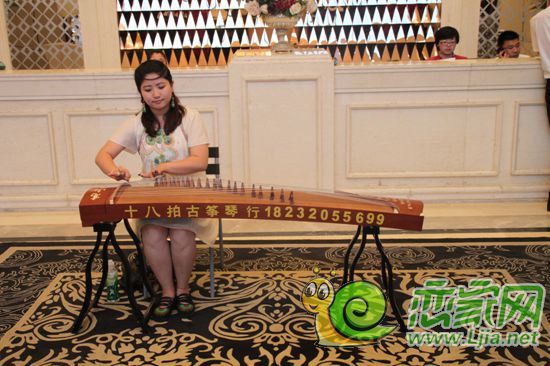 古箏表演