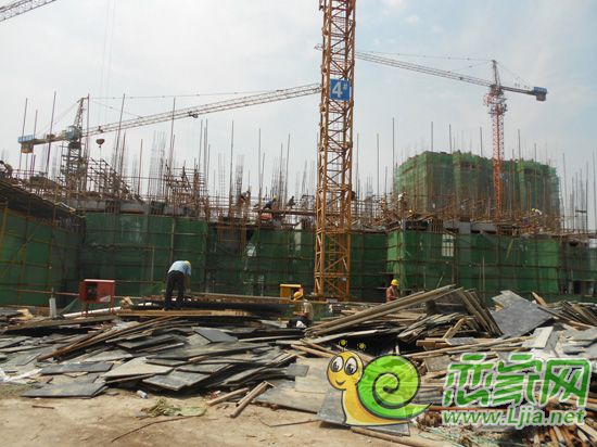 阿爾卡迪亞三期陽(yáng)光苑4#工程進(jìn)度