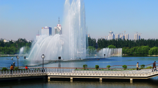 龍湖公園