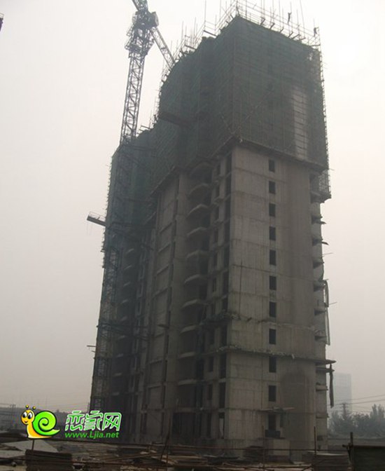 萬聚凱旋城工程進(jìn)度實(shí)景圖