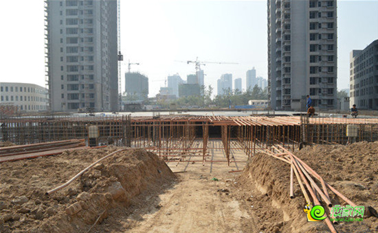 頤景藍(lán)灣小區(qū)實(shí)景圖