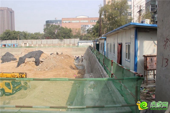 中和商廈工程進(jìn)度實(shí)景圖