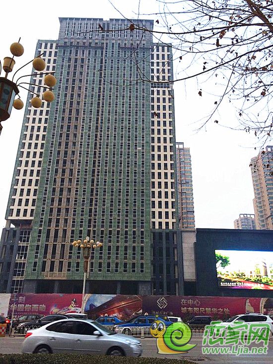 創(chuàng)鑫華城寫字樓實(shí)景