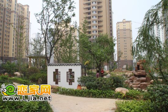 阿爾卡迪亞小區(qū)內(nèi)部景觀實景
