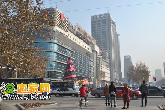 新世紀(jì)商業(yè)廣場