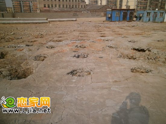 工地正在打樁