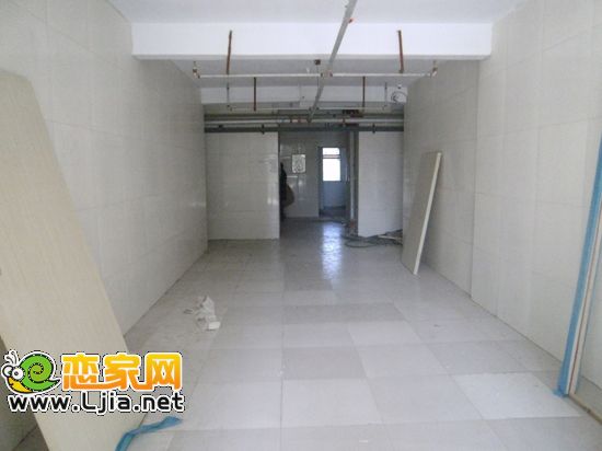 正在進(jìn)行裝修的房屋