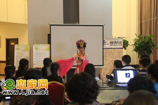 女兒國(guó)的演繹