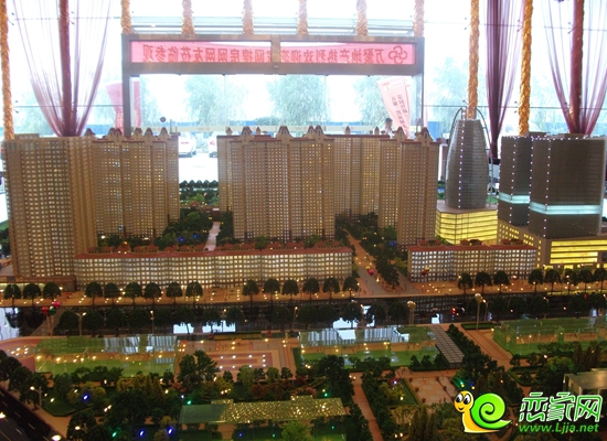萬(wàn)聚凱旋城沙盤圖