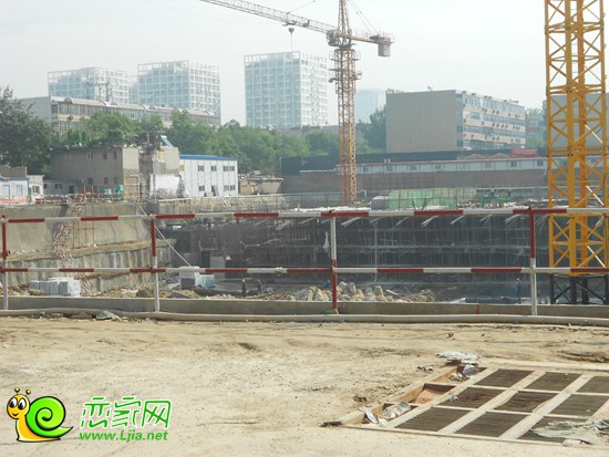 陽(yáng)光水岸項(xiàng)目北部工地實(shí)景圖
