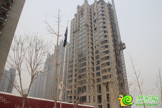 潤實(shí)·月亮灣項(xiàng)目施工地