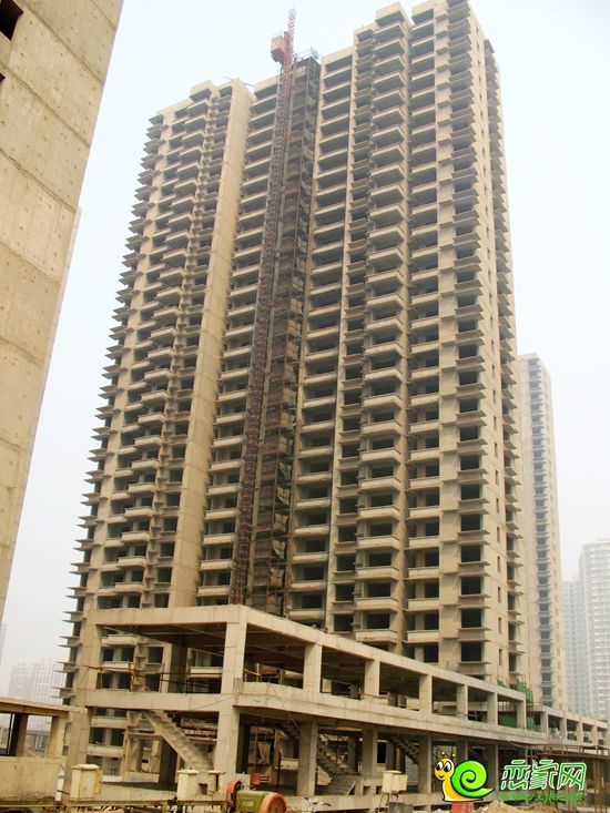 宏達(dá)·圣水湖畔項(xiàng)目施工地