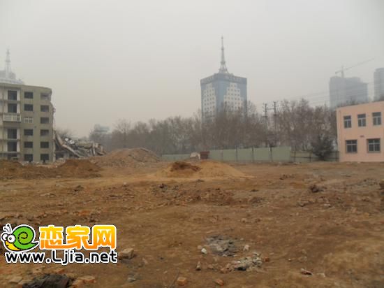 龍鼎國(guó)際施工現(xiàn)場(chǎng)（2012.2.4）